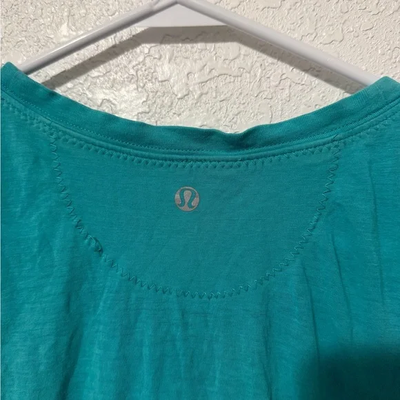 Lululemon Athletica Shirt - Picture 4 of 4